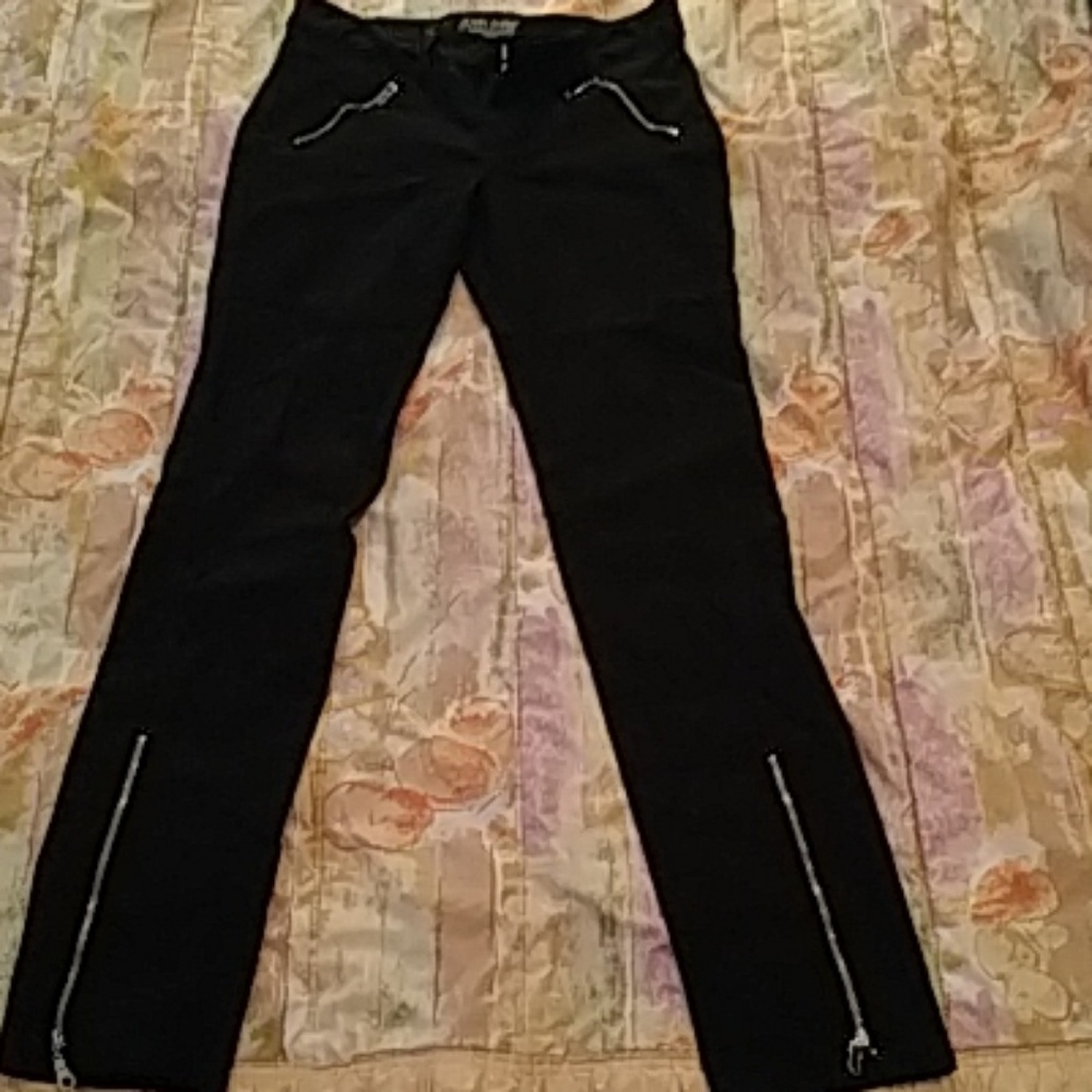 Guess Pants Size 32